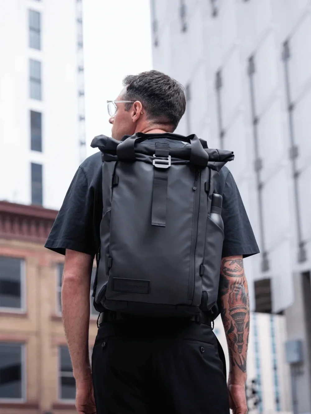WANDRD PRVKE EDC Backpack Slim Roll Top Adjustable Accessory Compartments NWOT